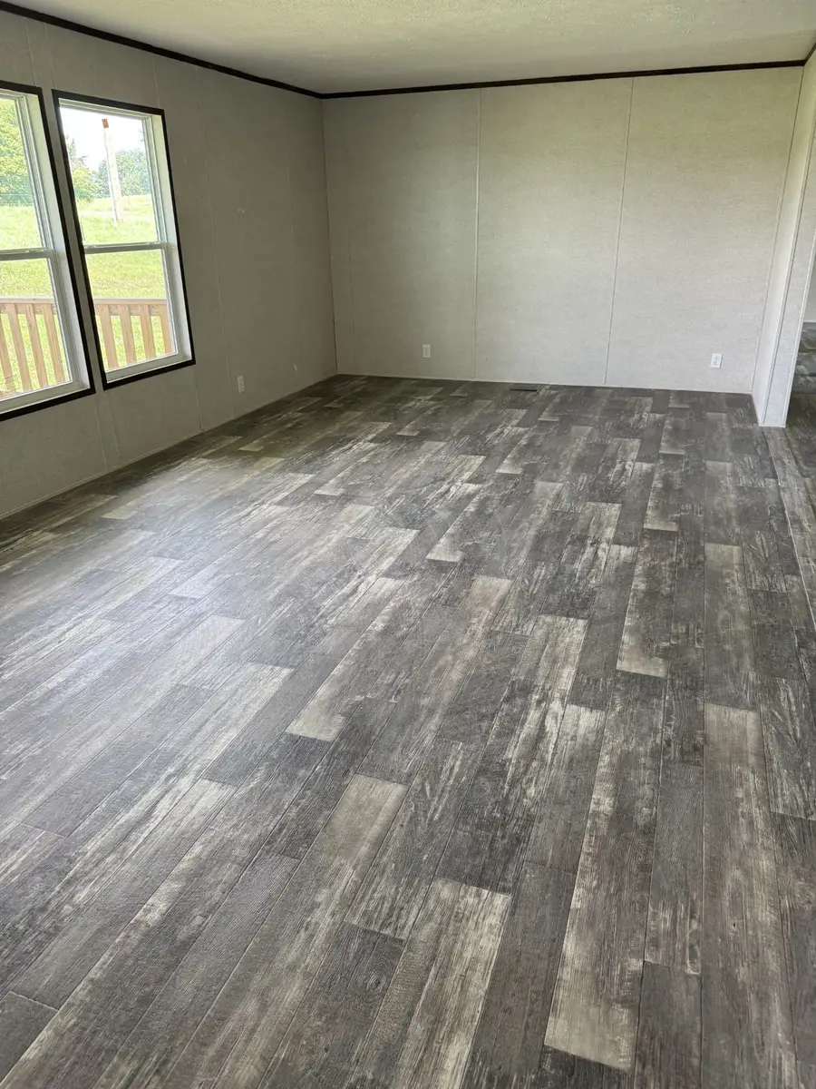 9436 Sunrise Road, Red Boiling Springs, TN 37150 - Image #3