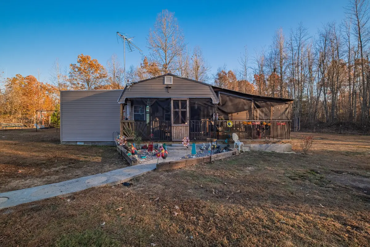 73 Spring Lake Cir, Beechgrove, TN 37018 - Image #1