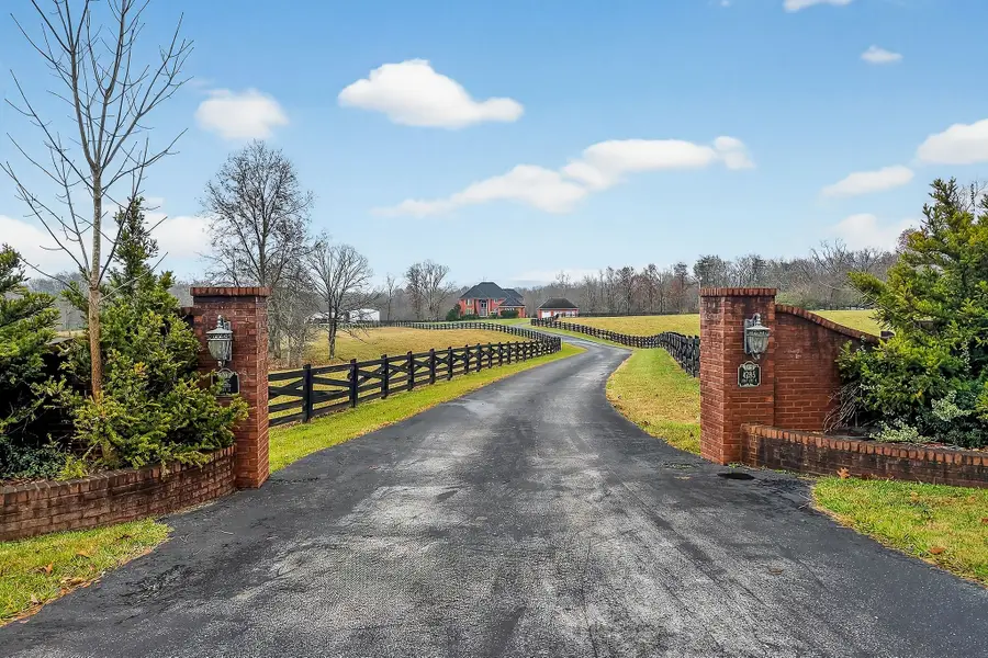 4285 Highway 127 S, Crossville, TN 38572 - #2