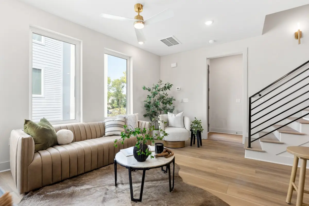 1043 E Trinity Ln, Nashville, TN 37216 - Image #1