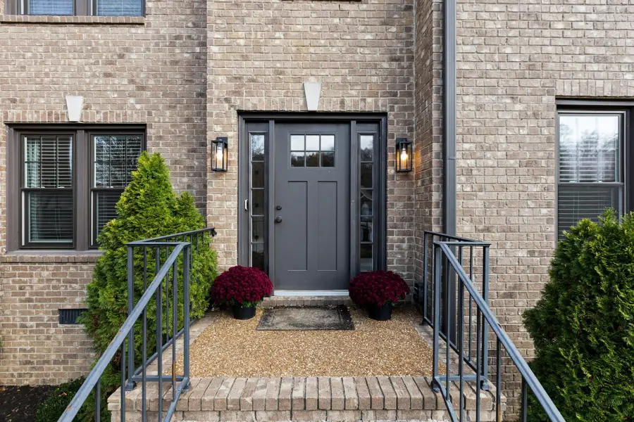 149 Sequoyah Ln, Nashville, TN 37221 - Image #2