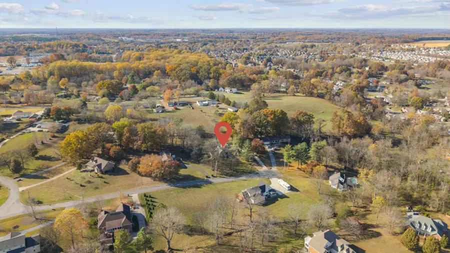 325 Walnut Ct, White House, TN 37188 - Image #3