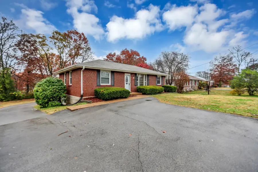 504 Chadwell Dr, Madison, TN 37115 - Image #3