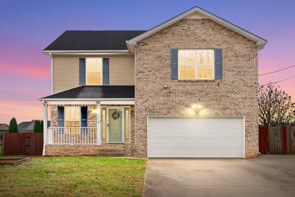 1438 Addison Dr, Clarksville, TN 37042