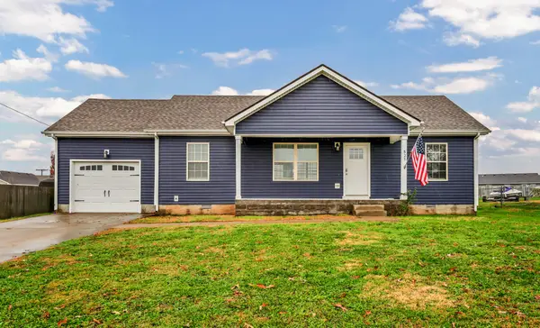 825 Stableford Lane, Oak Grove, KY 42262