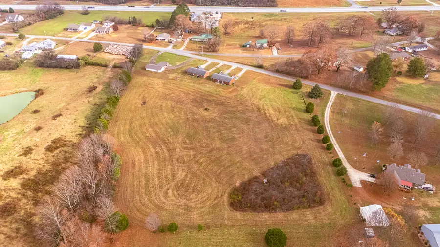 37 Old Jackson Hwy S, Saint Joseph, TN 38481 - Image #3