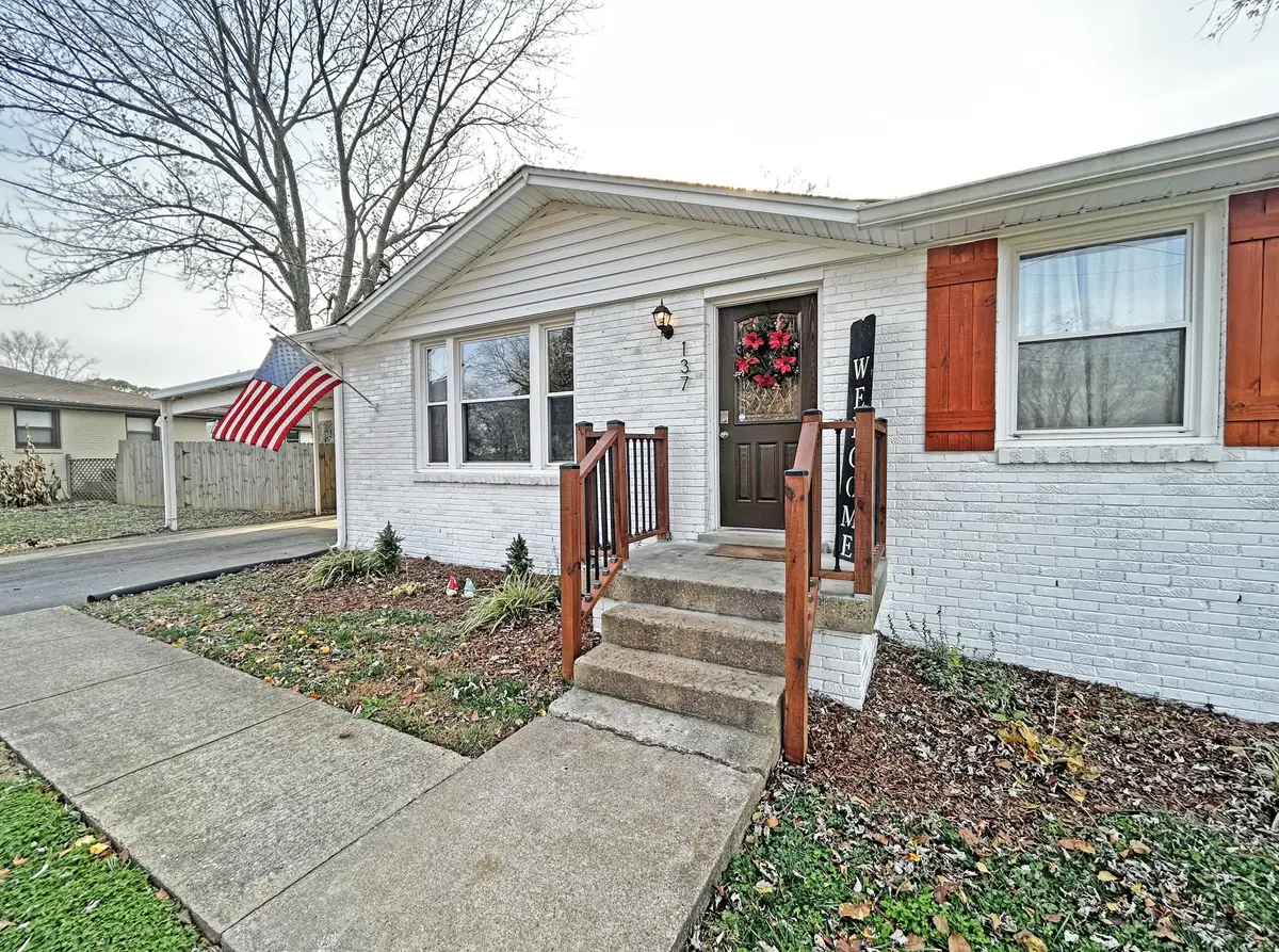 137 La Plaza Dr, Hendersonville, TN 37075 - Image #1