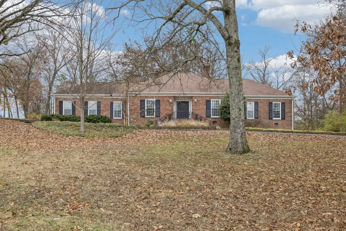 6012 Hickory Valley Rd, Nashville, TN 37205 - Image #1