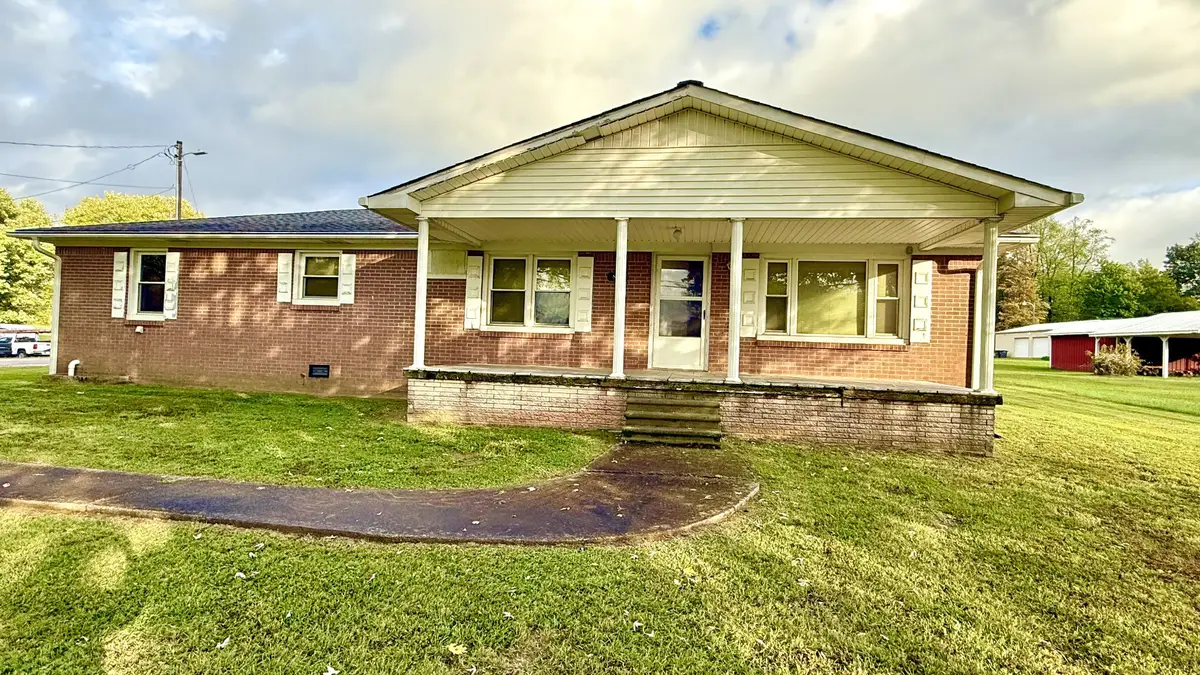 841 Old Highway 52, Lafayette, TN 37083 - Image #1