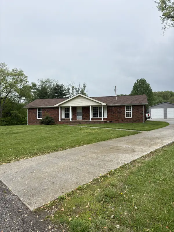 1400 Dogwood Ln, Lafayette, TN 37083