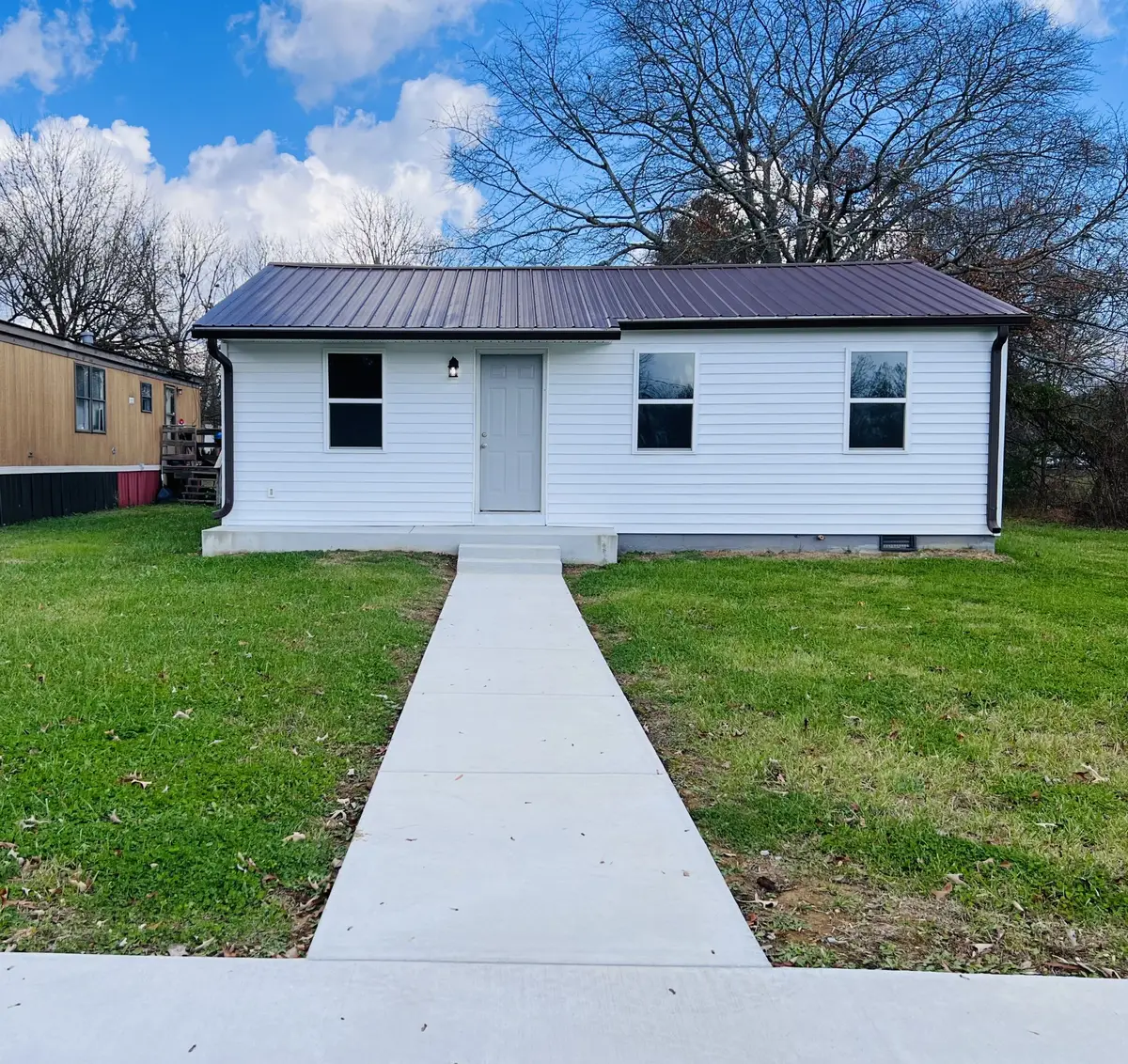 305 S Polk St, Tullahoma, TN 37388 - Image #1