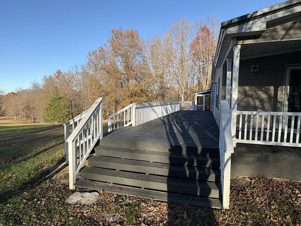 298 Leonard Jackson Rd, Waynesboro, TN 38485 - Image #1