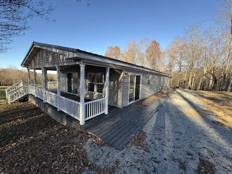 298 Leonard Jackson Rd, Waynesboro, TN 38485 - Image #3