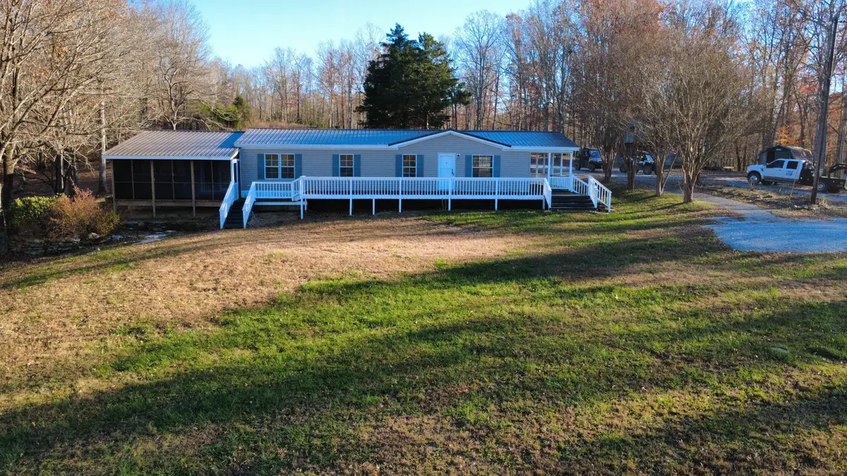 298 Leonard Jackson Rd, Waynesboro, TN 38485 - Image #1