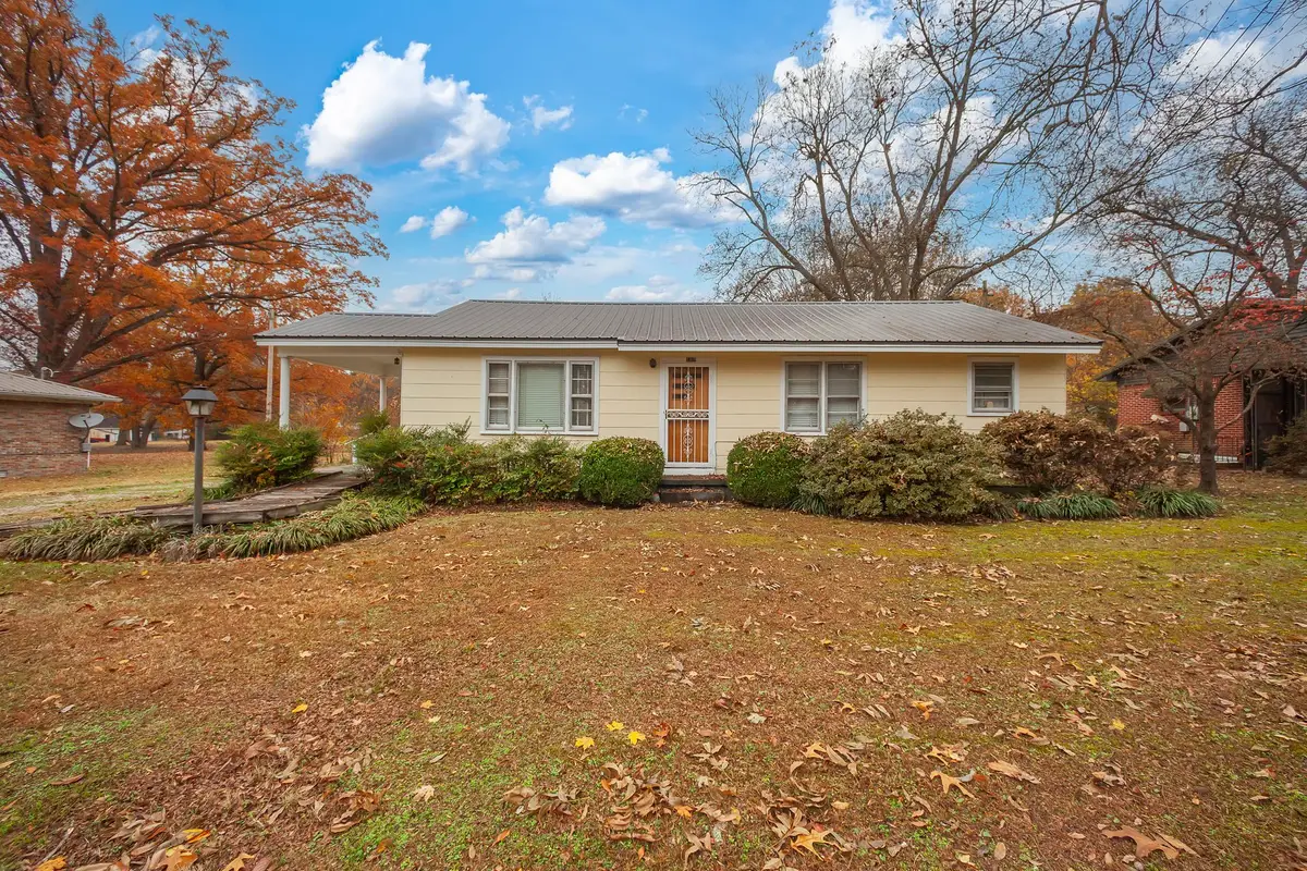 185 S Royal St, Dyer, TN 38330 - Image #1