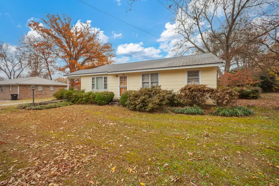 185 S Royal St, Dyer, TN 38330 - Image #2