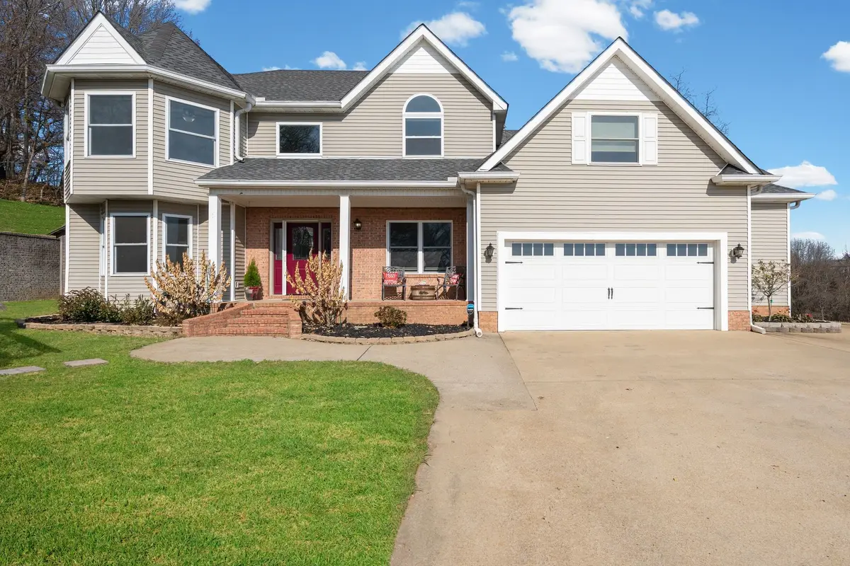 1640 Ramblewood Dr, Lewisburg, TN 37091 - Image #1