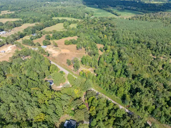 0 Brooksie Thompson Rd, Bath Springs, TN 38311