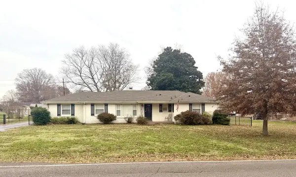 195 Maxwell Dr, Clarksville, TN 37043