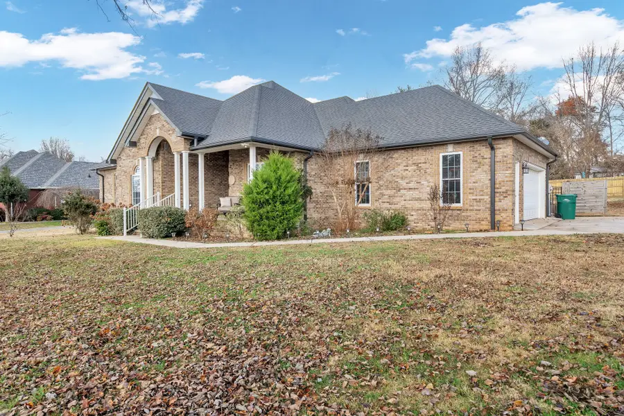 495 Favre Cir, Winchester, TN 37398 - Image #3