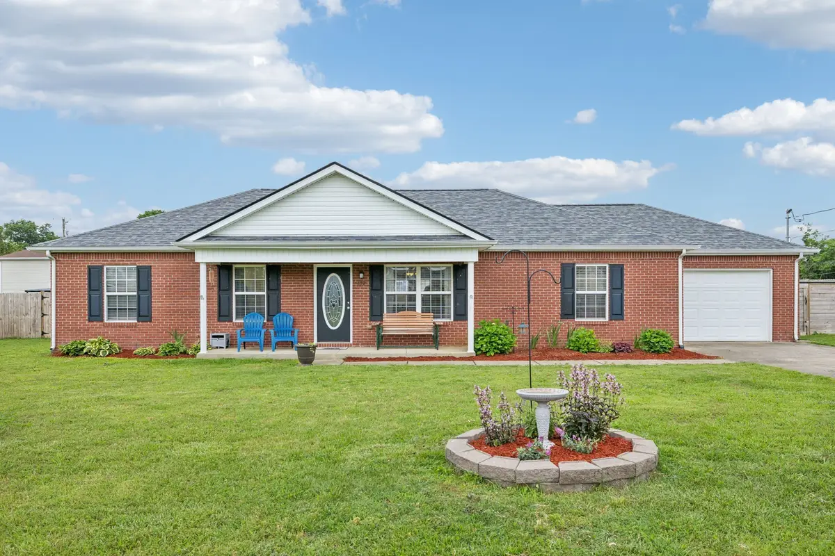 102 Greystone Way, Shelbyville, TN 37160 - Image #1