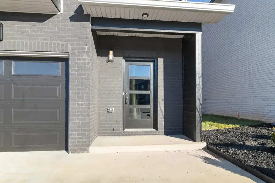 60 Dutch Dr, Clarksville, TN 37043 - Image #2