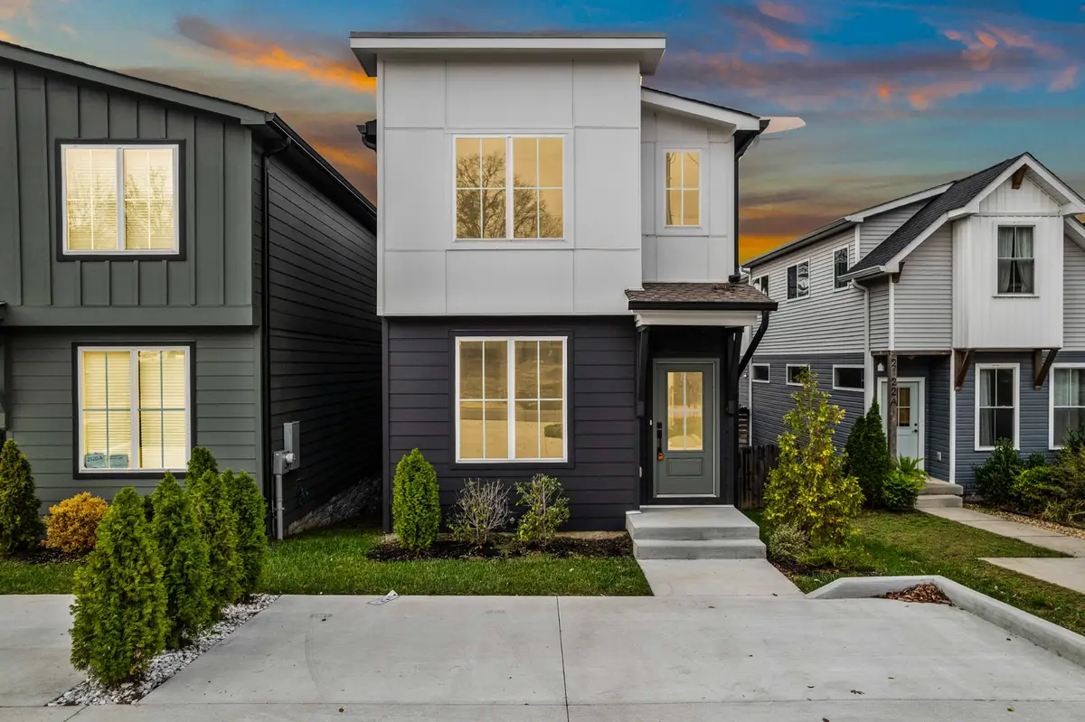 2120B Burns St, Nashville, TN 37216 - Image #1