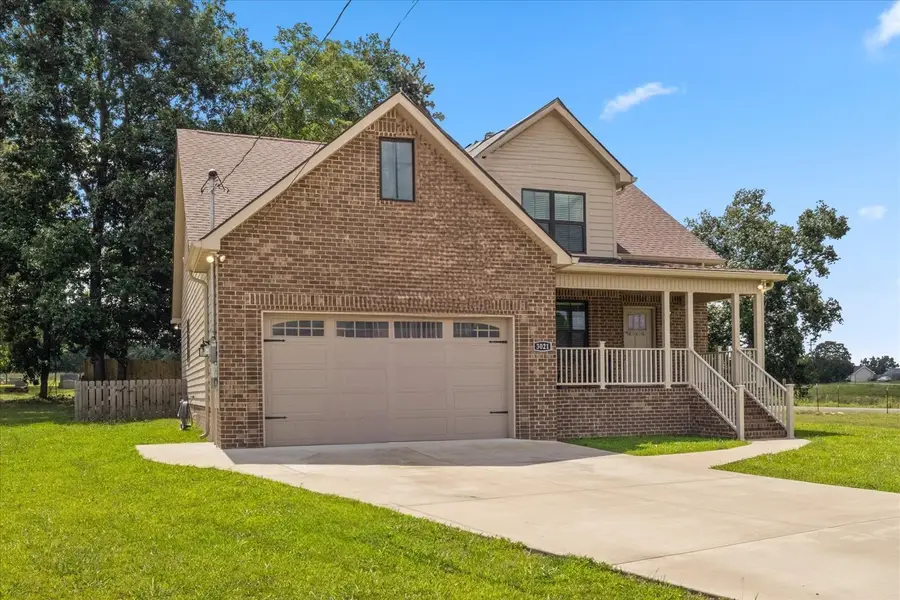 3021 Cambridge Ct, Lewisburg, TN 37091 - #3