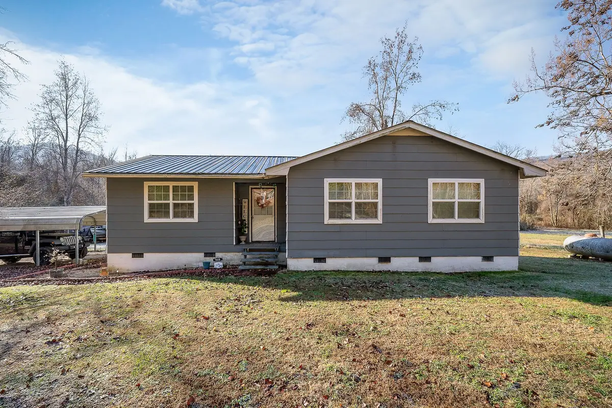 968 Boyd Rd, Rock Island, TN 38581 - Image #1