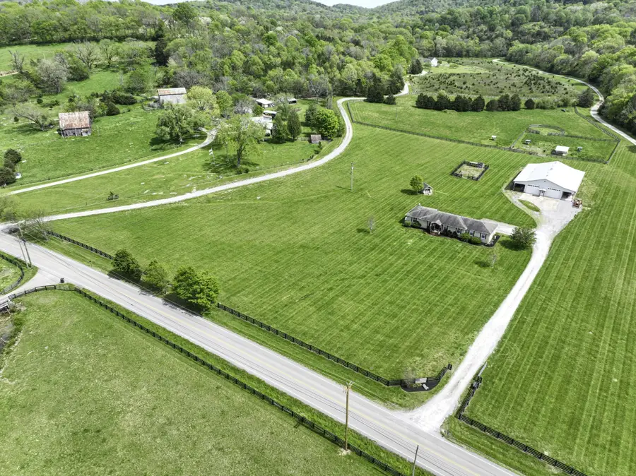 6865 Flat Creek Rd, College Grove, TN 37046 - Image #3