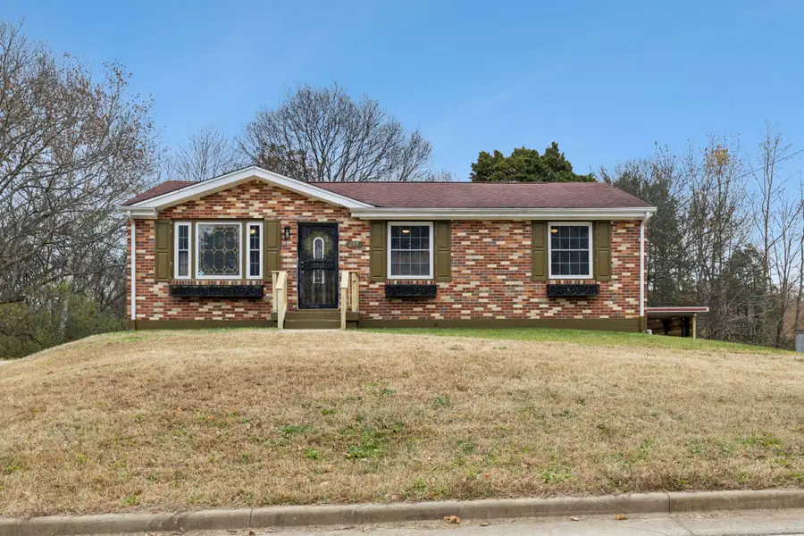 205 Edmondson Ferry Rd, Clarksville, TN 37040 - Image #3