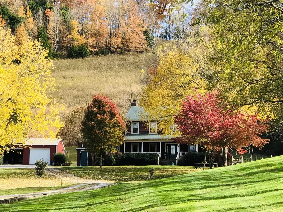 199 Gilmore Ln, Bell Buckle, TN 37020 - Image #1