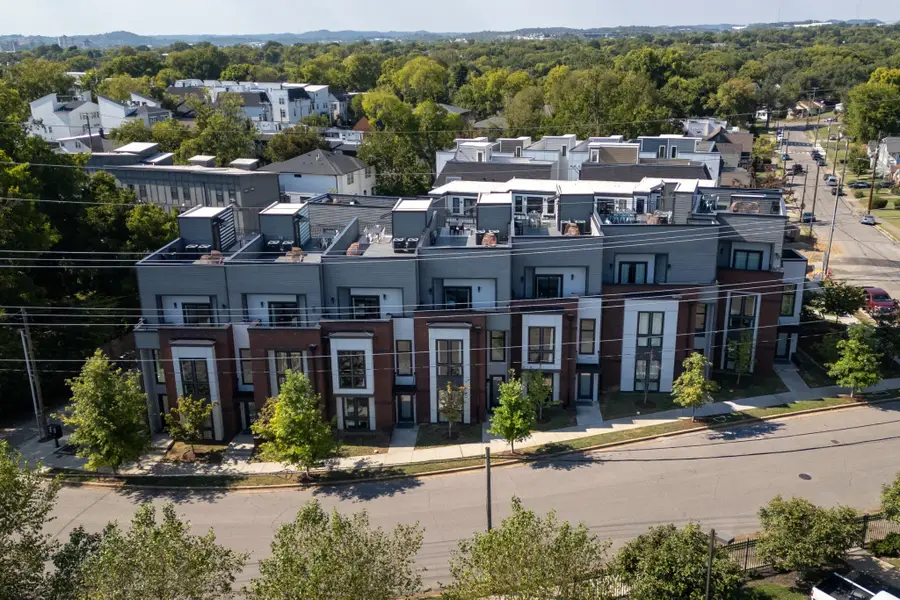 925 Ramsey St, Nashville, TN 37206 - Image #2