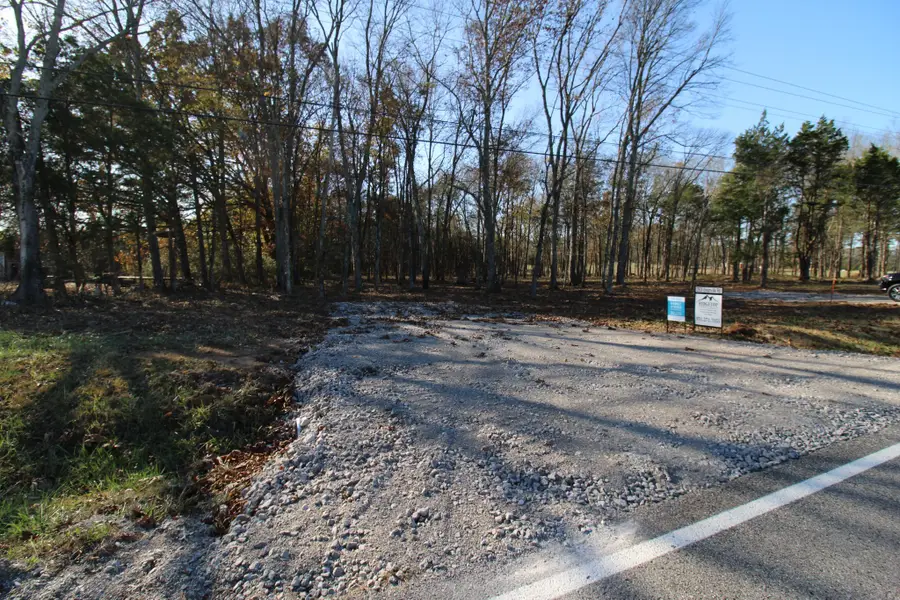 2831 Unionville Rd, Chapel Hill, TN 37034 - Image #2