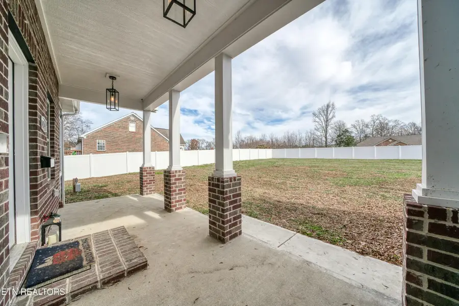 242 Grace Drive Drive, Sparta, TN 38583 - Image #3