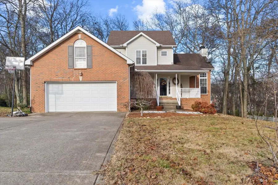 114 E Braxton Ln, Hendersonville, TN 37075 - Image #2