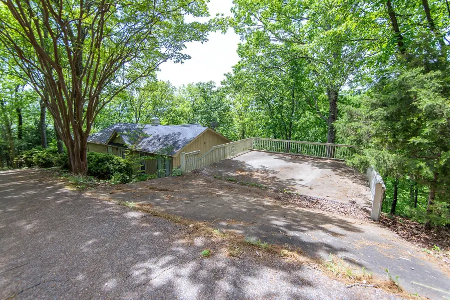 1720 Point Grand Dr, Pickwick Dam, TN 38365 - #3