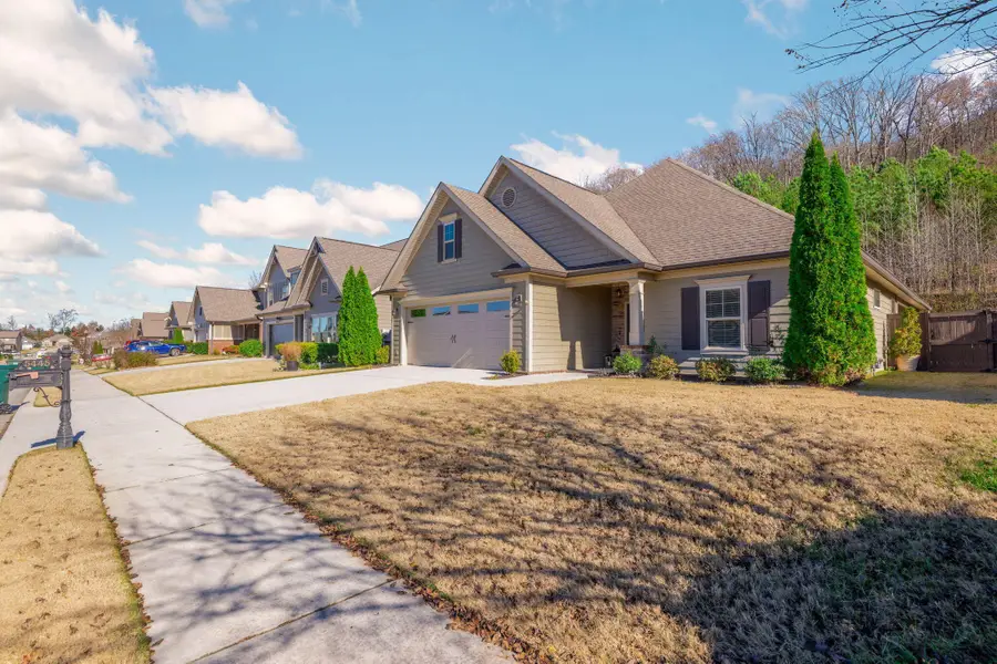 5445 Bungalow Circle, Hixson, TN 37343 - Image #3