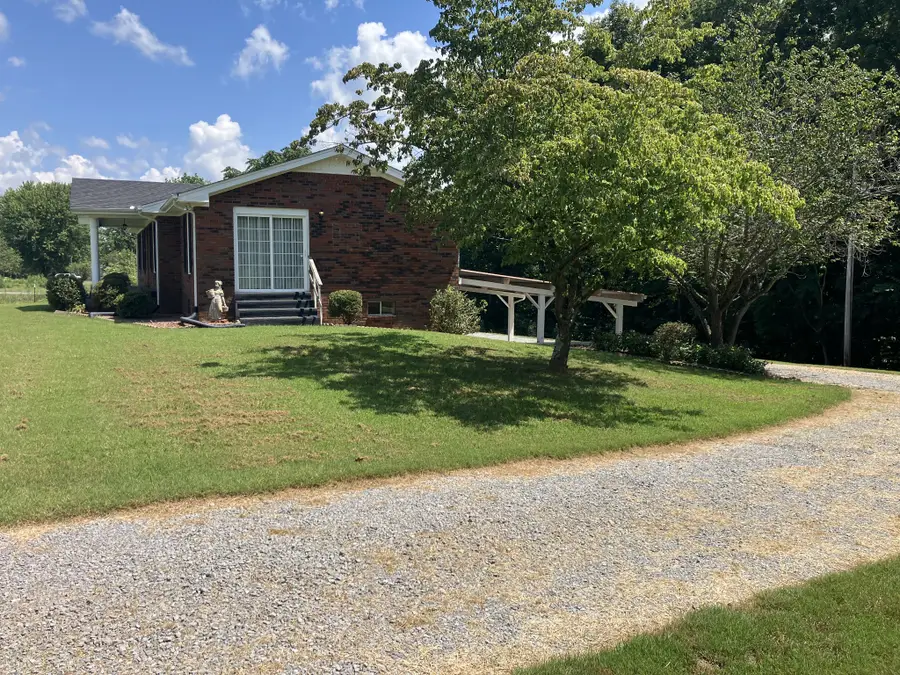 5279 Oak Grove Rd, Red Boiling Springs, TN 37150 - Image #3