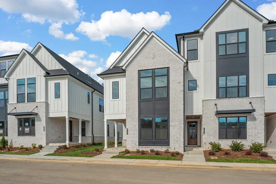 2060 Conductor Ln, Thompsons Station, TN 37179 - Image #2