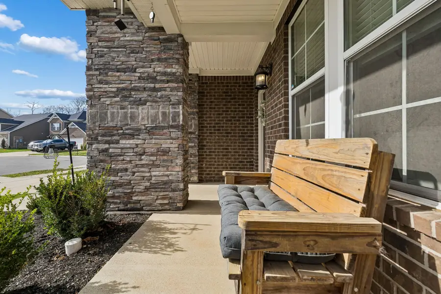 549 Montrose Dr, Mount Juliet, TN 37122 - Image #2