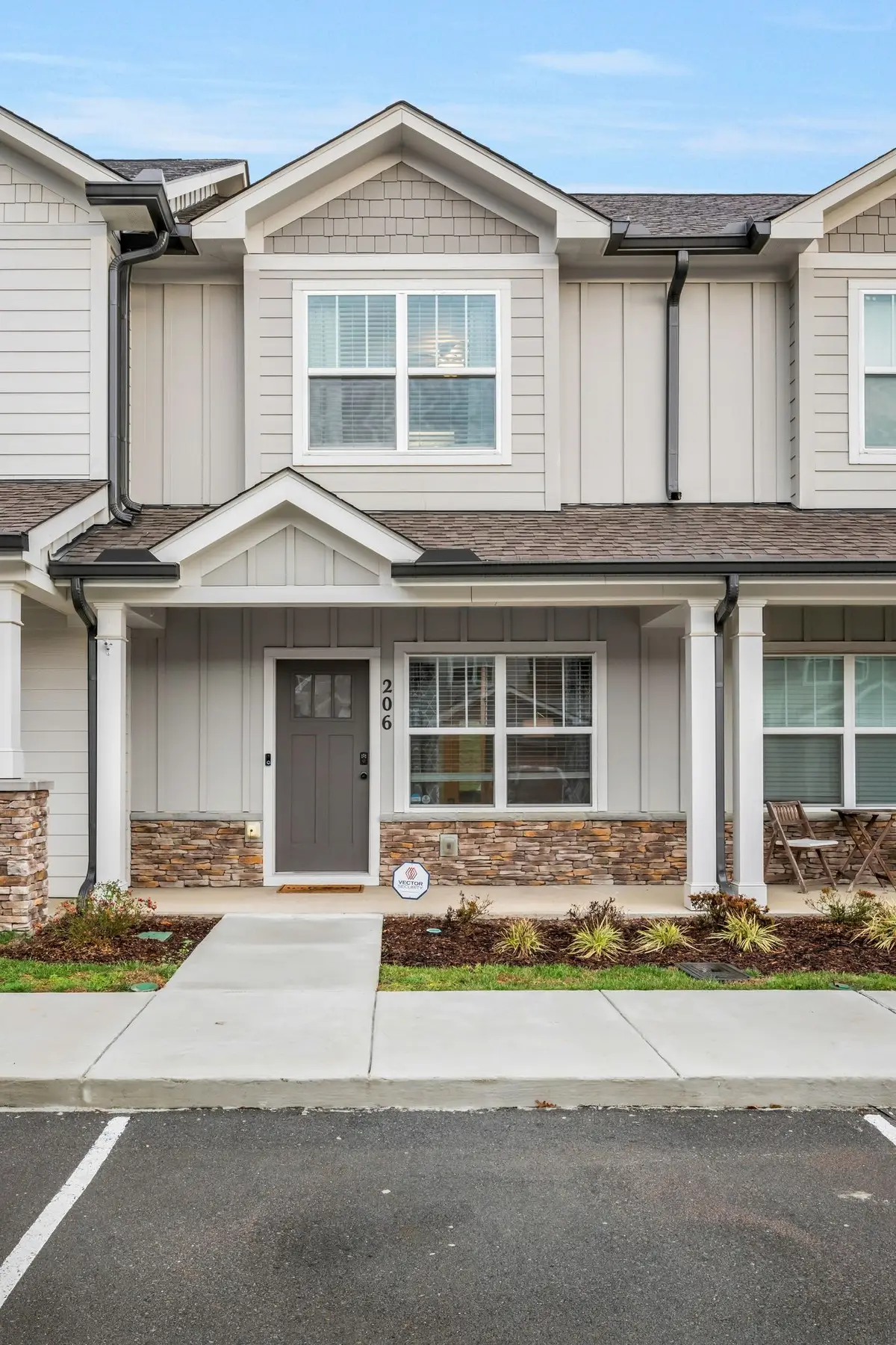 206 Bell Forge Ct, White Bluff, TN 37187 - Image #1