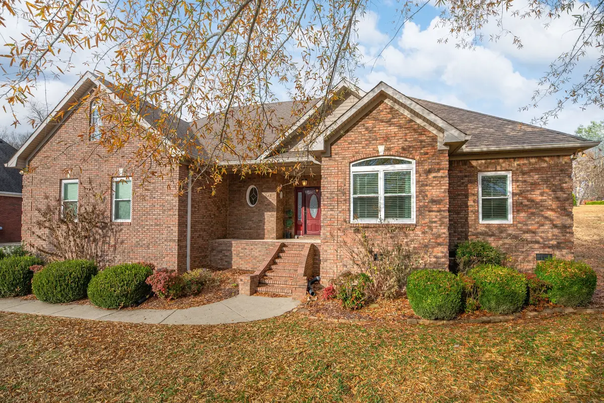 745 Brookside Dr, Lewisburg, TN 37091 - Image #1