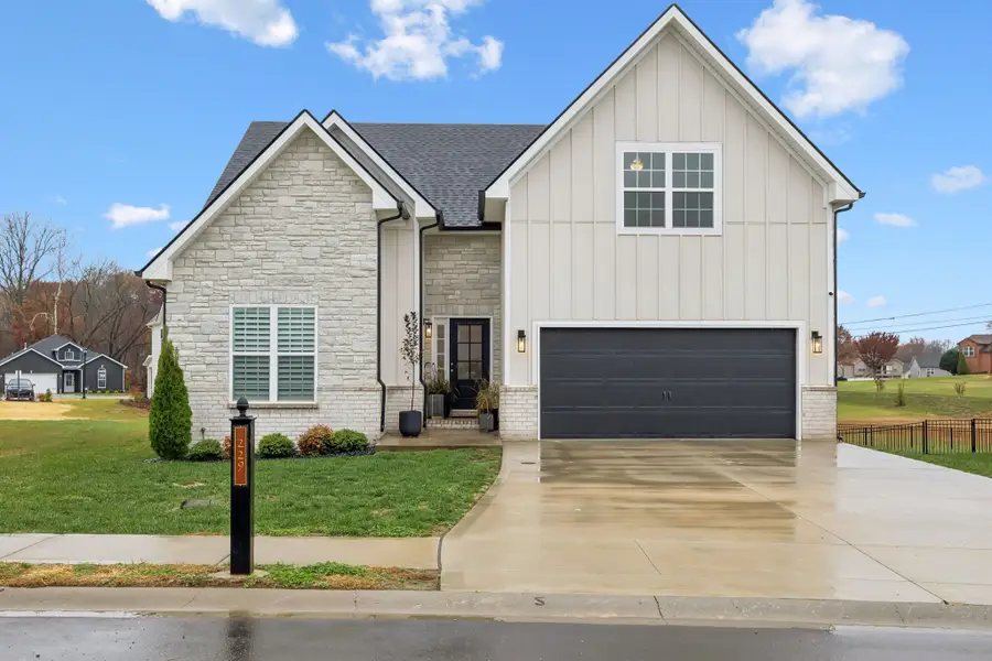 229 Bluebell Dr, Clarksville, TN 37043 - Image #2