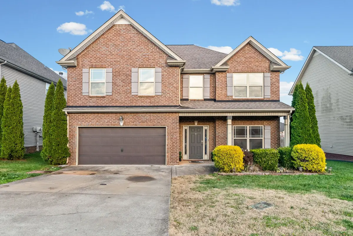 3385 Wiser Dr, Clarksville, TN 37042 - Image #1