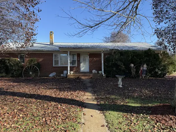 5172 Sr 50, Pelham, TN 37366