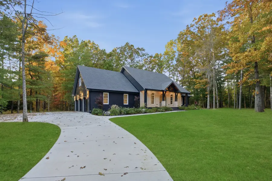 438 Deer Run Rd, Wartrace, TN 37183 - Image #3