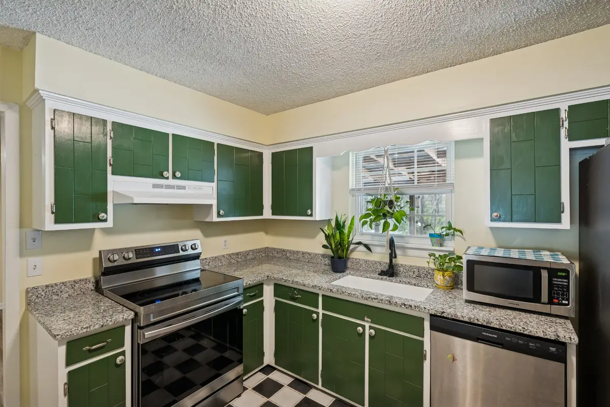 465 Rockwood Dr, Hermitage, TN 37076 - Image #1