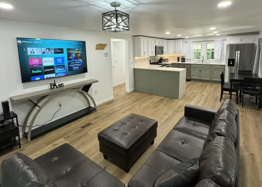 710 Third St, Paris, TN 38242 - Image #2