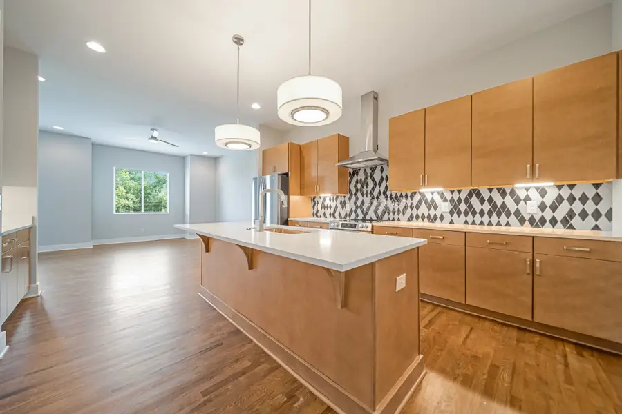 496 W Trinity Ln #4, Nashville, TN 37207 - Image #2